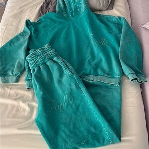 Fall winter thermal sweatshirt hoodie and sweatpants rhinestones M
